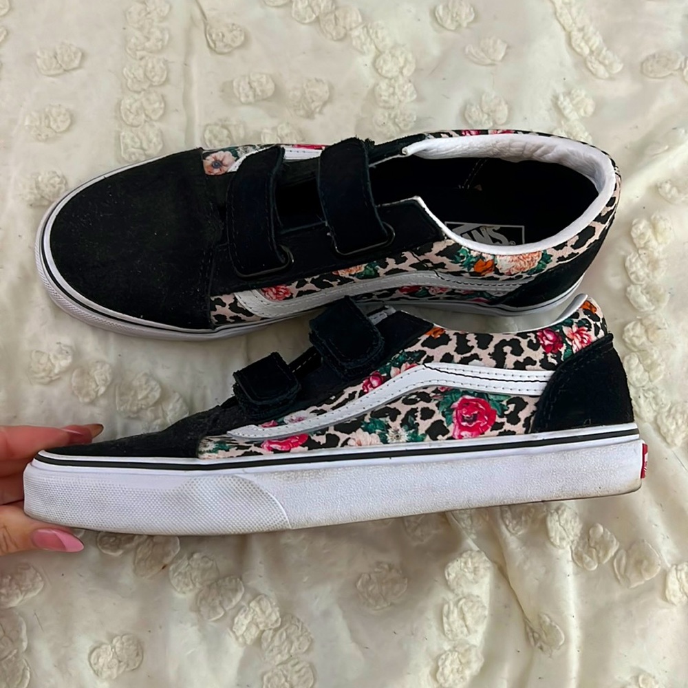 Matching Mama + Mini Vans - Picture 4 of 7
